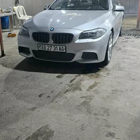 BMW F10 2010