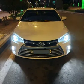 Toyota Camry 2017