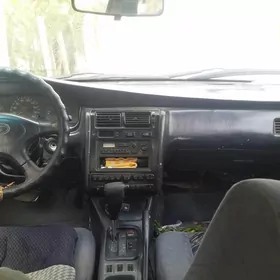 Toyota Corona 1995