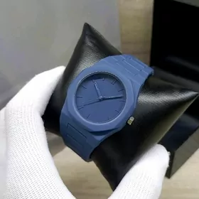 Carbon karbon sagat часы