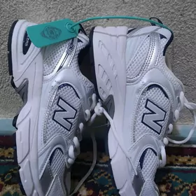 KROSSOWKI NEW BALANCE