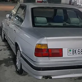 BMW 525 1990
