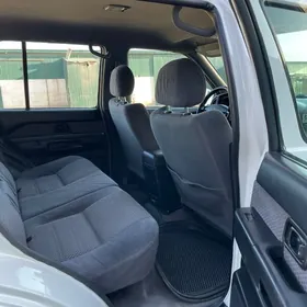 Nissan Pathfinder 2001