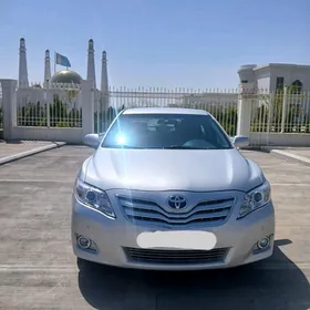 Toyota Camry 2010
