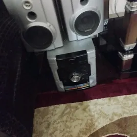 Музыкальный центр