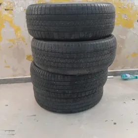 Ýokohama teker 235/55/18