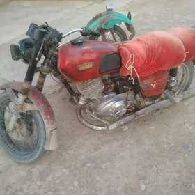Iž Planeta 4 2002