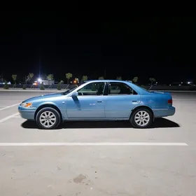 Toyota Camry 1999