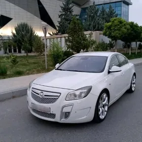 Opel Insignia 2012