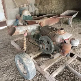 MTZ T-28 2022
