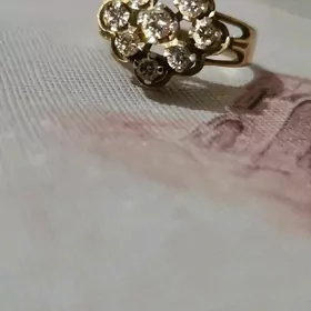 Бриллиантовое кольцо