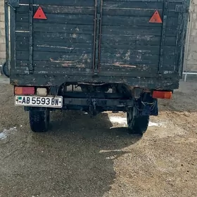 UAZ 452 1987