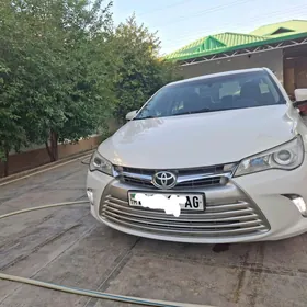 Toyota Camry 2016