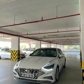 Hyundai Sonata 2021