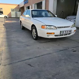 Toyota Camry 1995