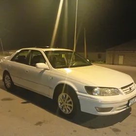 Toyota Camry 2000