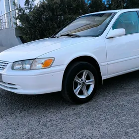 Toyota Camry 1997