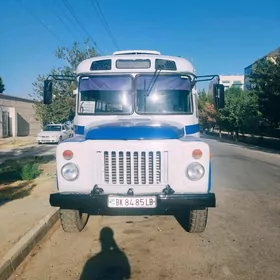 Gaz 53 1990