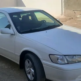 Toyota Camry 1999