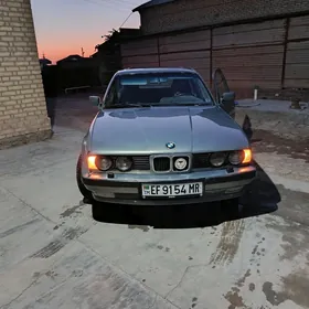 BMW 525 1990