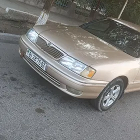Toyota Avalon 1999