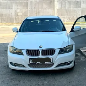 BMW 3 Series 2011