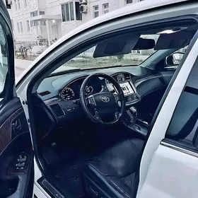 Toyota Avalon 2012