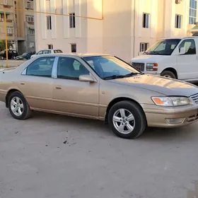Toyota Camry 2001