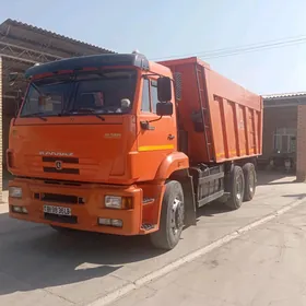 Kamaz 6520 2012