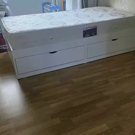 кроват