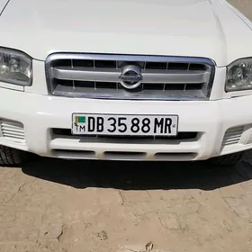Nissan Pathfinder 1998
