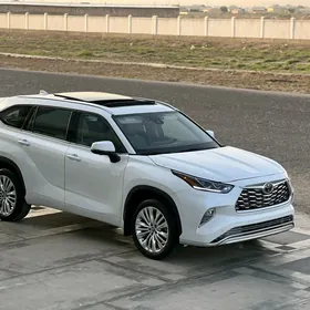 Toyota Highlander 2023