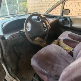 Toyota Previa 1996