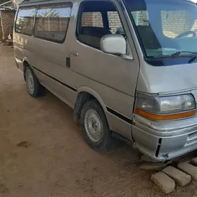 Toyota Hiace 1990