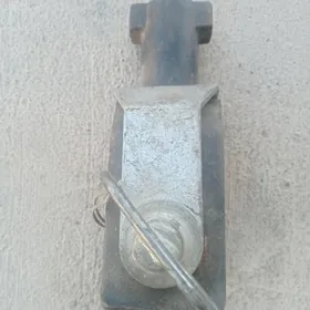 Volvo farkop