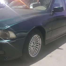 BMW E39 2002