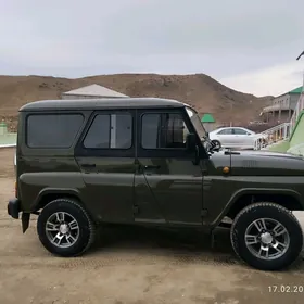 UAZ 469 2005