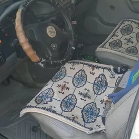 Opel Vectra 1992