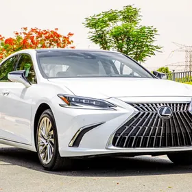 Lexus ES 350 2023