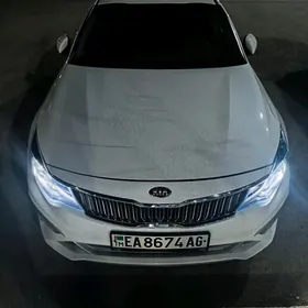 Kia Optima 2019