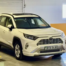 Toyota RAV4 2020