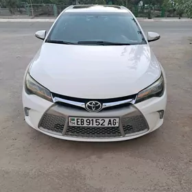 Toyota Camry 2017