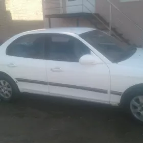 Hyundai Sonata 2002