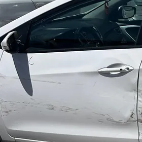 Водительская дверь элантра GT