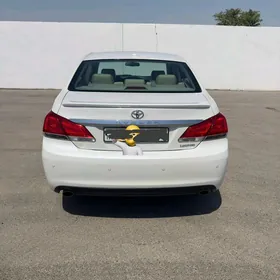 Toyota Avalon 2011