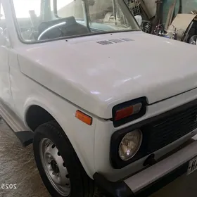 Lada Niva 1989