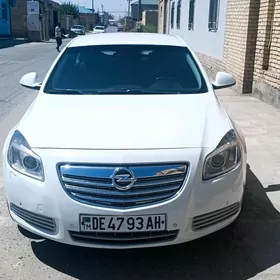 Opel Insignia 2010