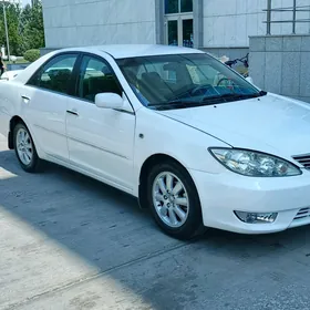 Toyota Camry 2005