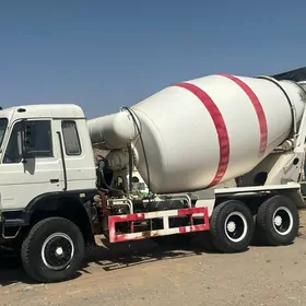 Dongfeng 580 2015