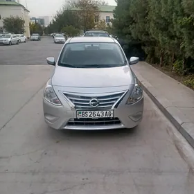 Nissan Versa 2017